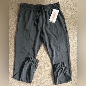 NWT EliteMed Performance 4-Way Stretch Women’s Scrub Pants Size M